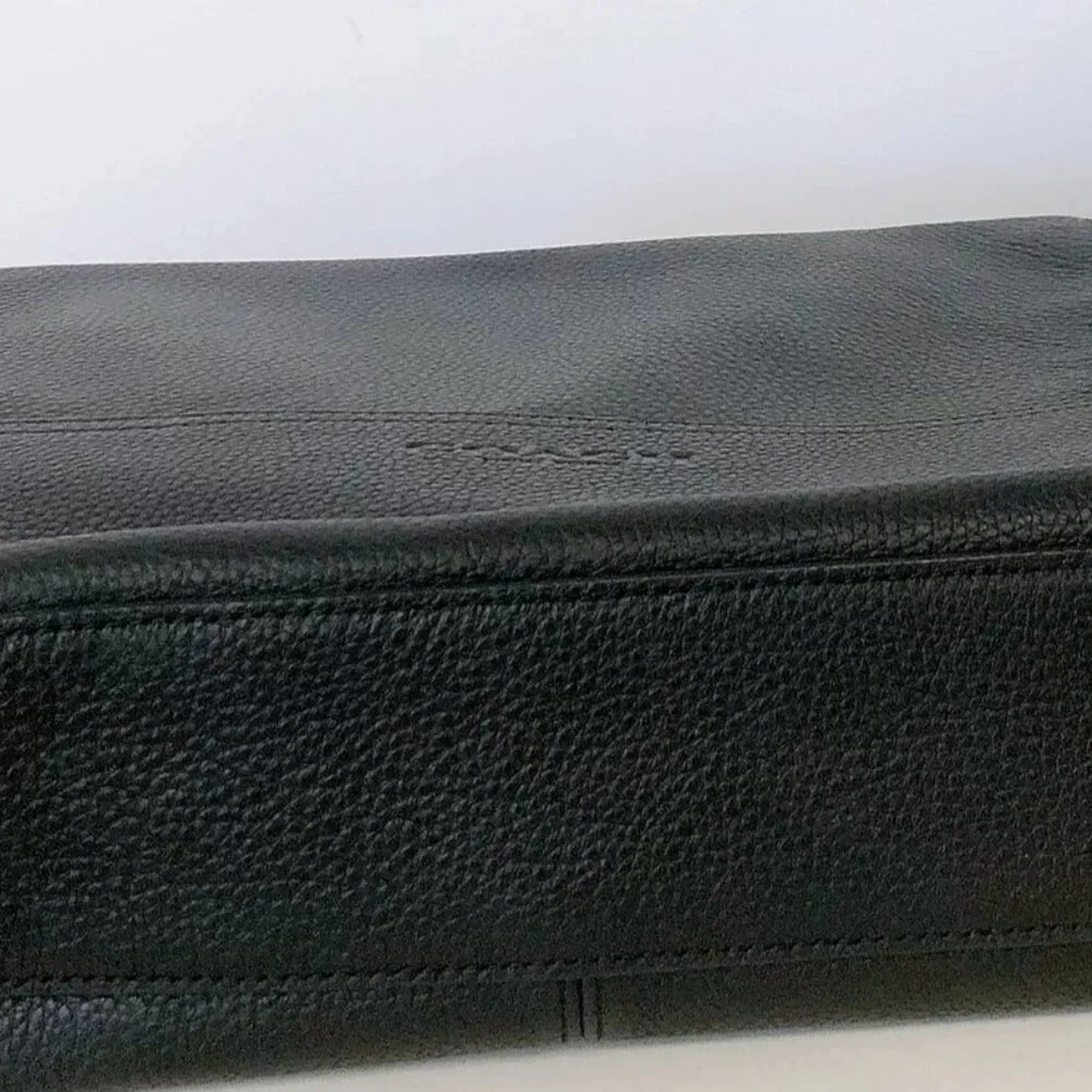 coach 4007